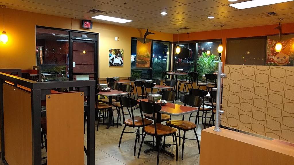 Jack in the Box | restaurant | 14485 E Foothill Blvd, Fontana, CA 92335, USA | 9094291128 OR +1 909-429-1128