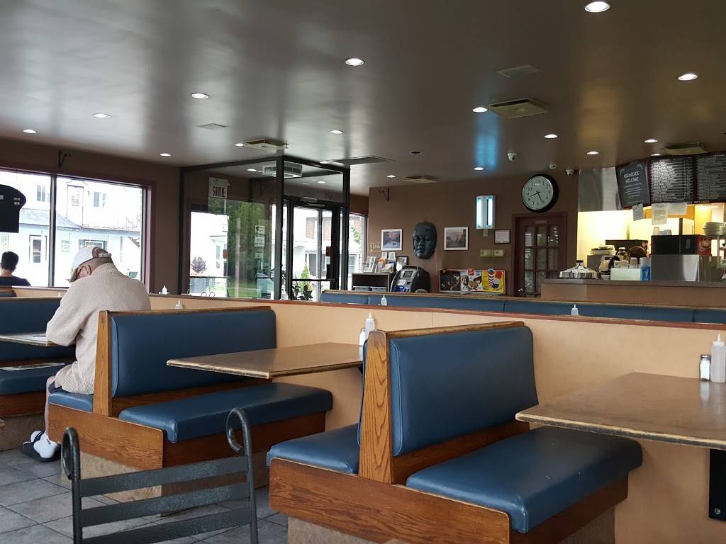 La Belle Bedaine | restaurant | 664 Rue Notre Dame, Montebello, QC J0V 1L0, Canada | 8194235053 OR +1 819-423-5053