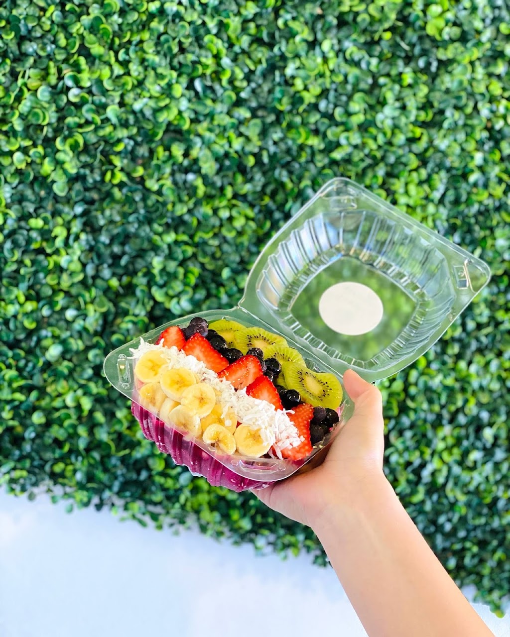 FRESHLY GREENS | restaurant | 3323 Palm Ave, San Diego, CA 92154, USA | 6199485360 OR +1 619-948-5360