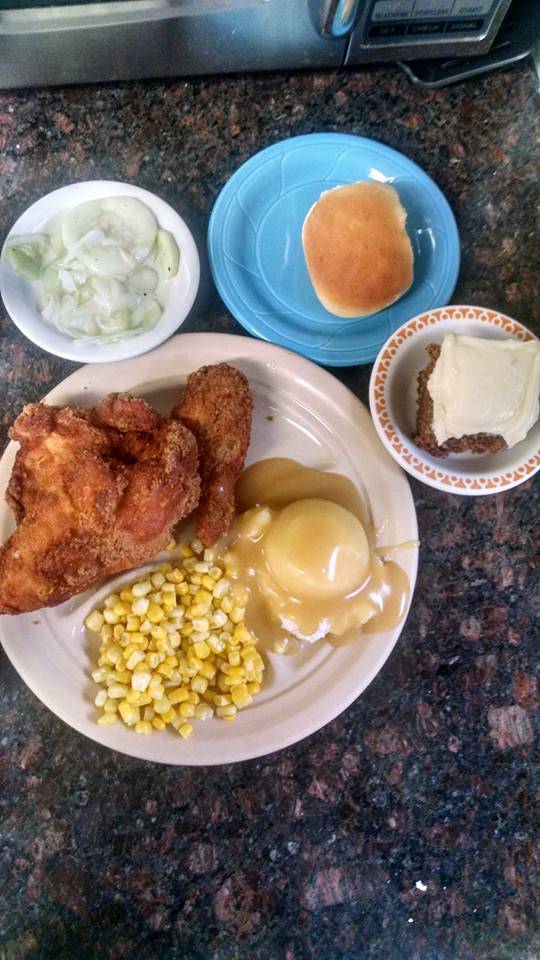 Mom & Paup Family Restaurant | restaurant | 820 16th St, Central City, NE 68826, USA | 3089465099 OR +1 308-946-5099