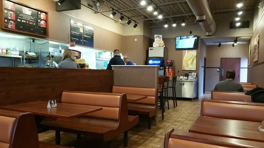 Penn Station East Coast Subs | meal takeaway | 8927 Kingsridge Dr, Dayton, OH 45458, USA | 9372912112 OR +1 937-291-2112