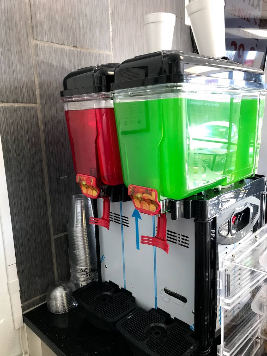 Sharks Fish & Chicken | restaurant | 7100 S Western Ave, Chicago, IL 60636, USA | 7734988086 OR +1 773-498-8086