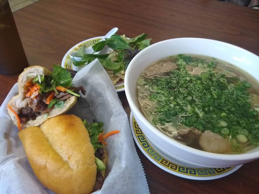 Little Saigon Cafe | restaurant | 3211 Manatee Ave W, Bradenton, FL 34205, USA | 9412016315 OR +1 941-201-6315