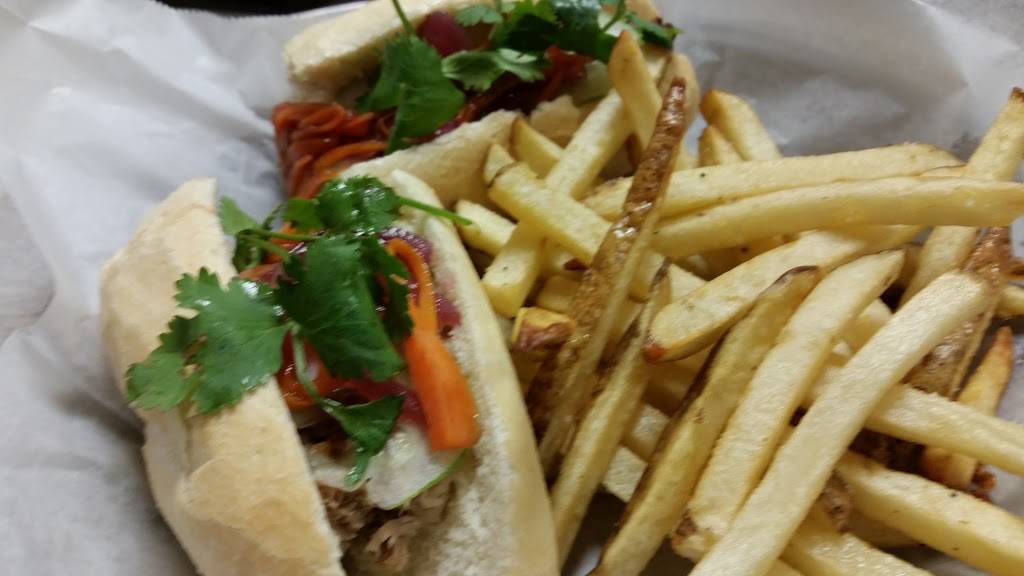 Thirsty Monk South at Biltmore Park | restaurant | 2 Town Square Blvd #170, Asheville, NC 28803, USA | 8286873873 OR +1 828-687-3873