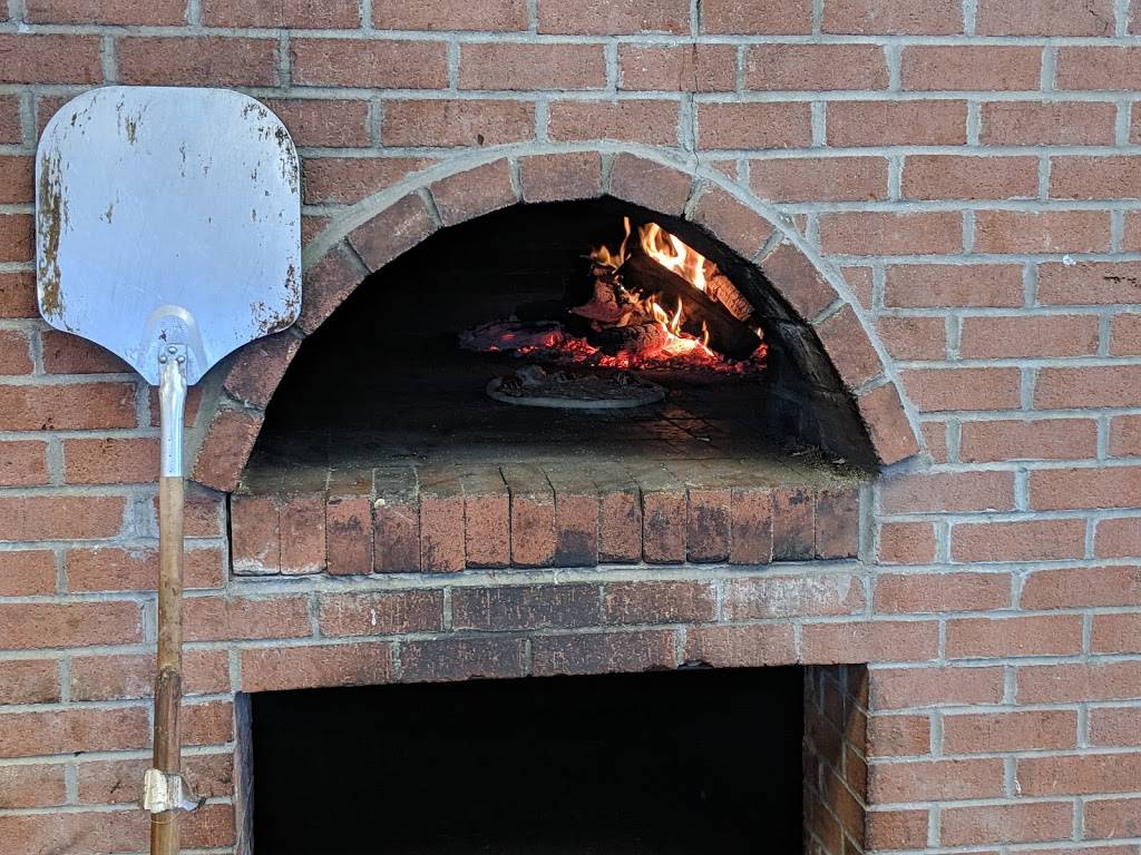 Mondoz Pizzeria | restaurant | 369 Douglas Ave, Providence, RI 02908, USA | 4012701773 OR +1 401-270-1773