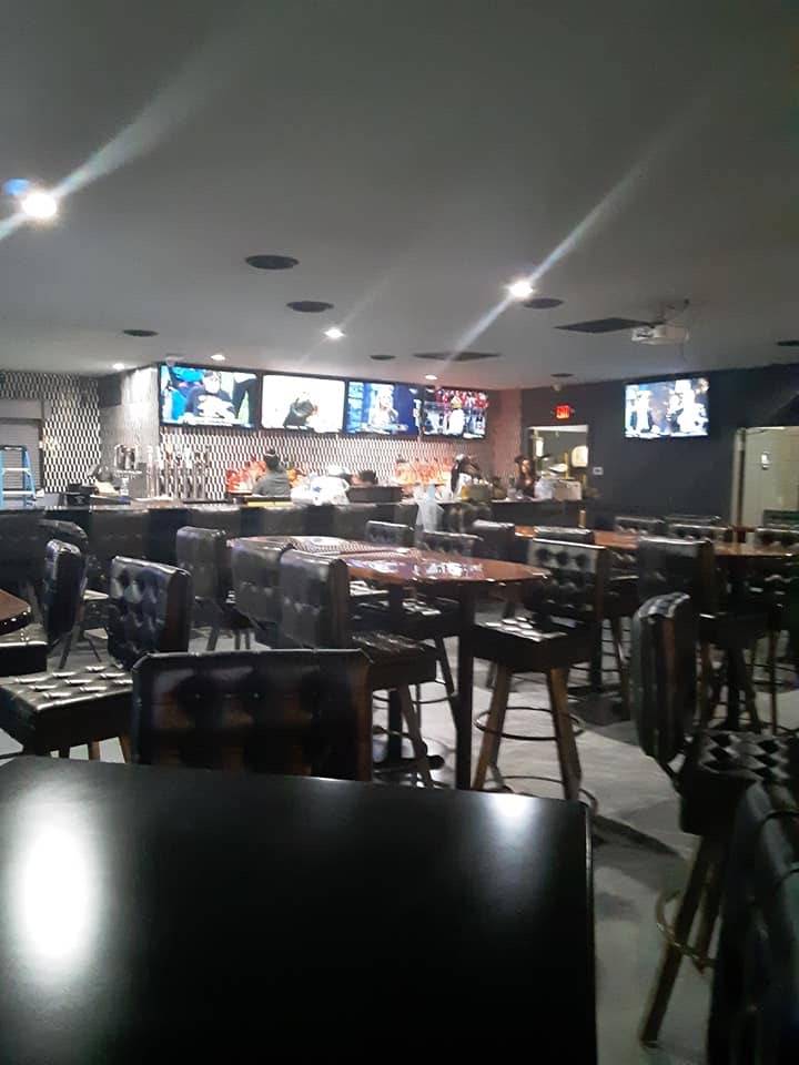 The Links NWI Indoor Golf Simulators | restaurant | 2251 Wicker Ave, Schererville, IN 46375, USA | 2193220080 OR +1 219-322-0080