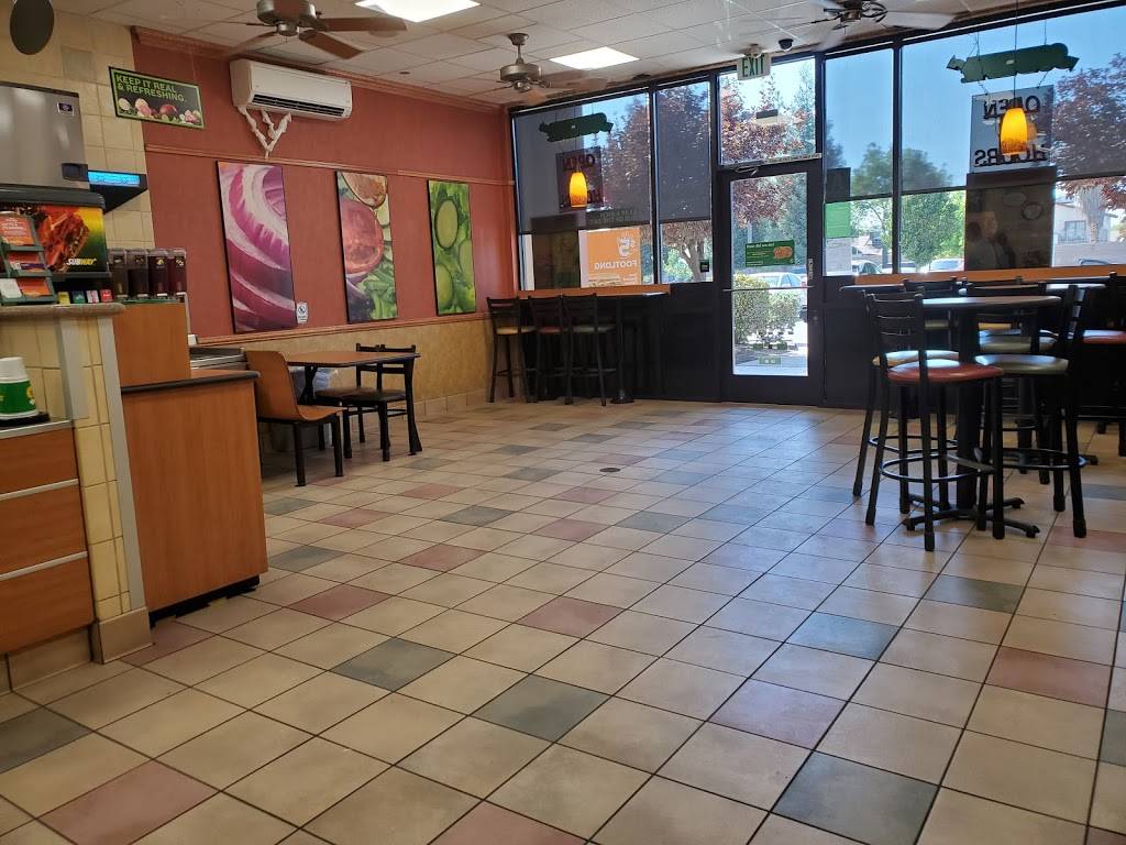 Subway | restaurant | 4500 Gosford Rd, Bakersfield, CA 93313, USA | 6613989700 OR +1 661-398-9700
