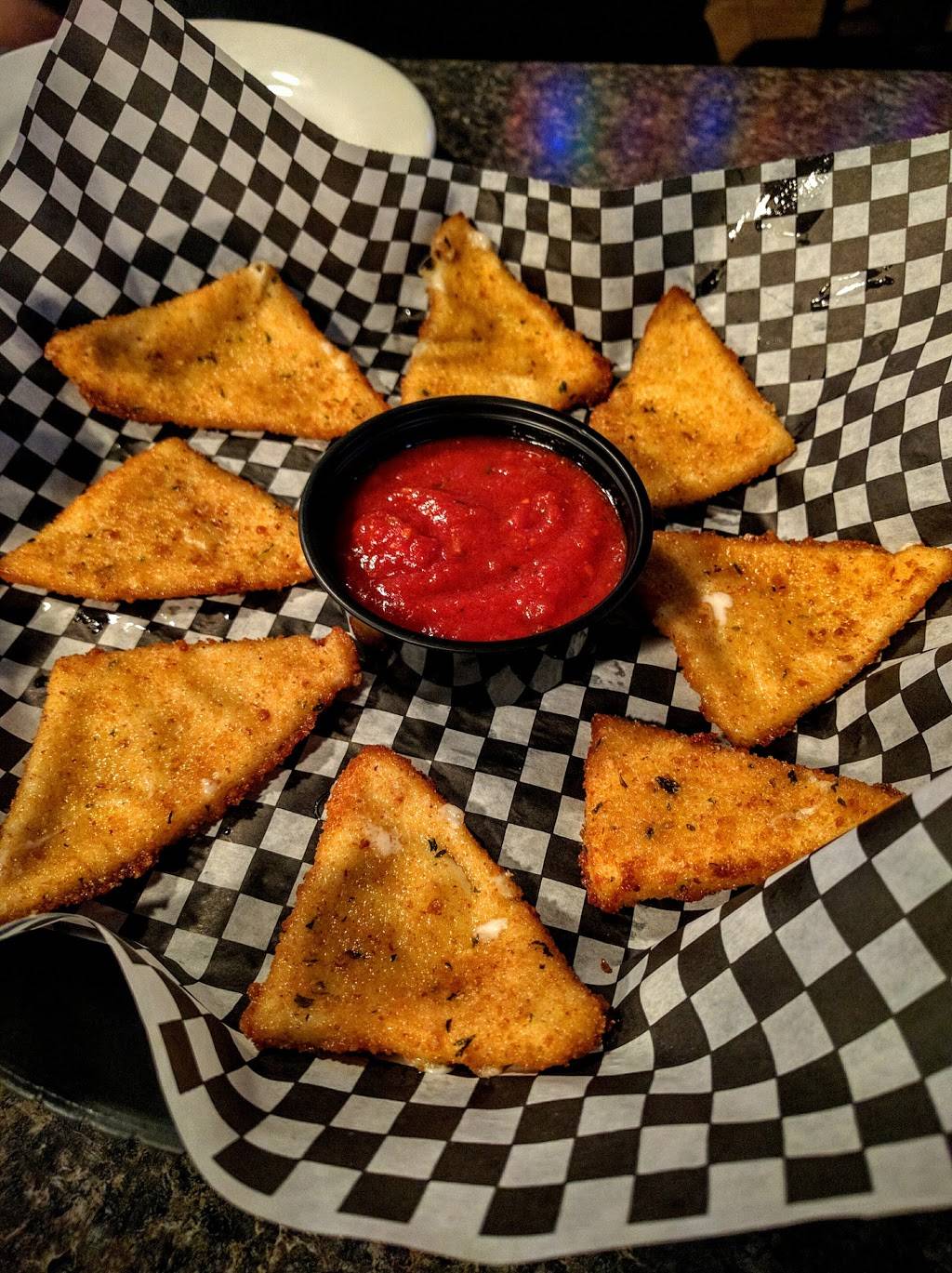 Buddyz A Chicago Pizzeria | restaurant | 18423 E San Tan Blvd, Queen Creek, AZ 85142, USA | 4808221225 OR +1 480-822-1225