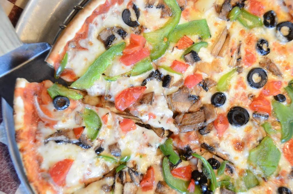 Chicago Dough Company | restaurant | 545 S Main St, Bourbonnais, IL 60914, USA | 8159350300 OR +1 815-935-0300