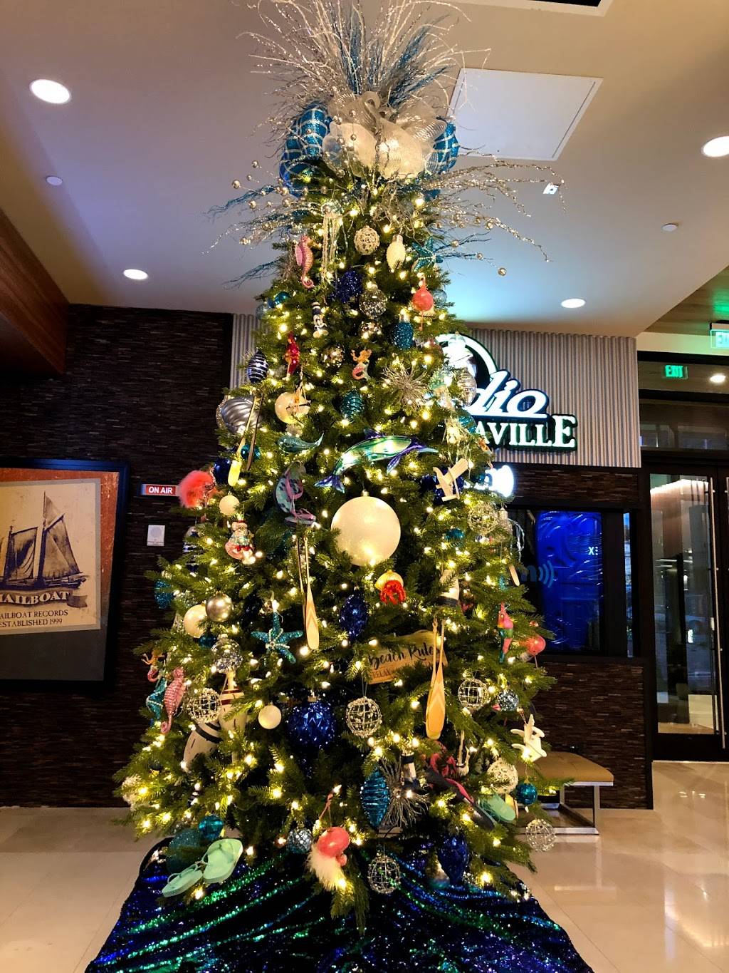 JWB Grill Nashville | restaurant | 425 5th Ave S 1st Floor, Nashville, TN 37203, USA | 6294016346 OR +1 629-401-6346