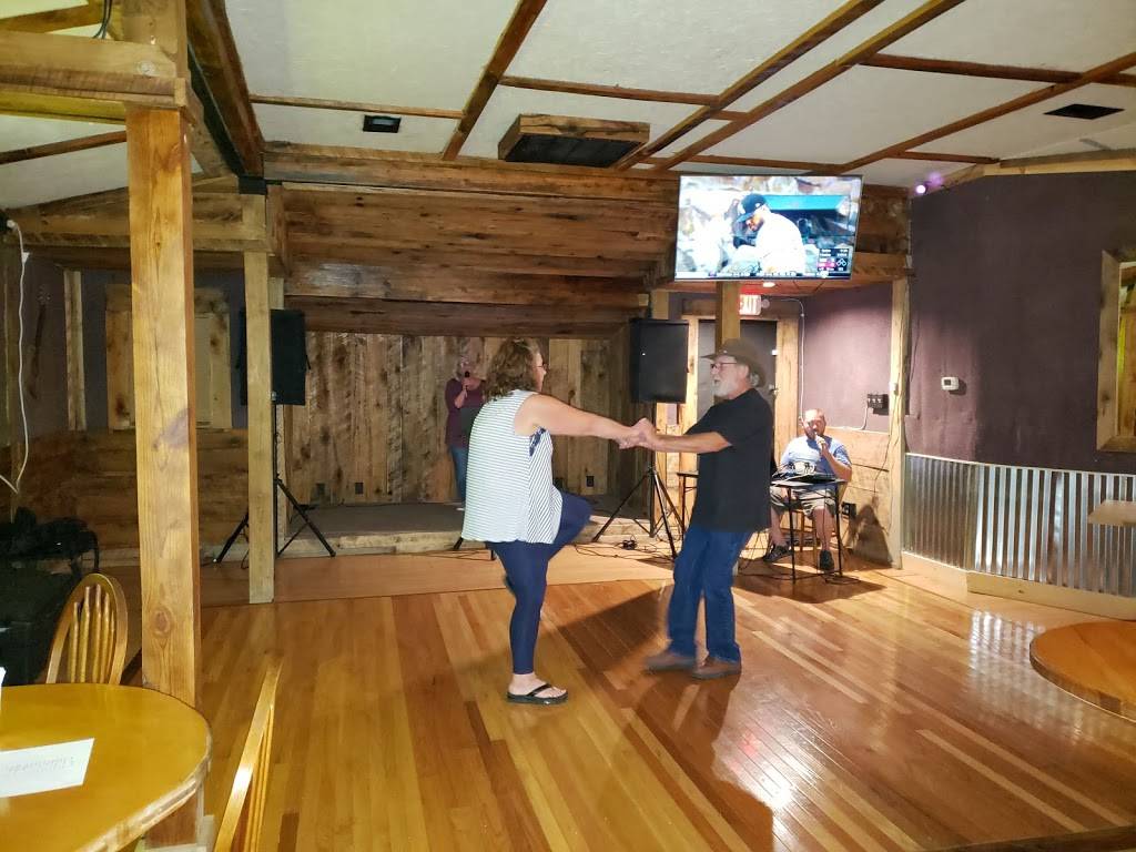 Hannahs Sportsbar and Grill | restaurant | 1010 Chico Drive, Lawrenceburg, KY 40342, USA | 5028590735 OR +1 502-859-0735