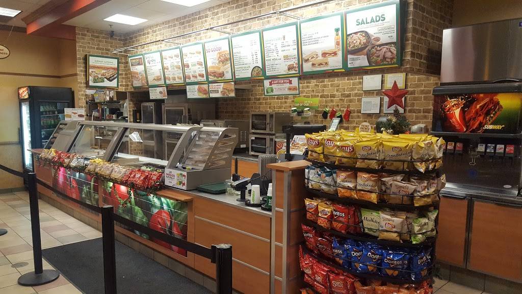 Subway Restaurants | restaurant | 1756 W Lake St, Hanover Park, IL 60133, USA | 6307360180 OR +1 630-736-0180