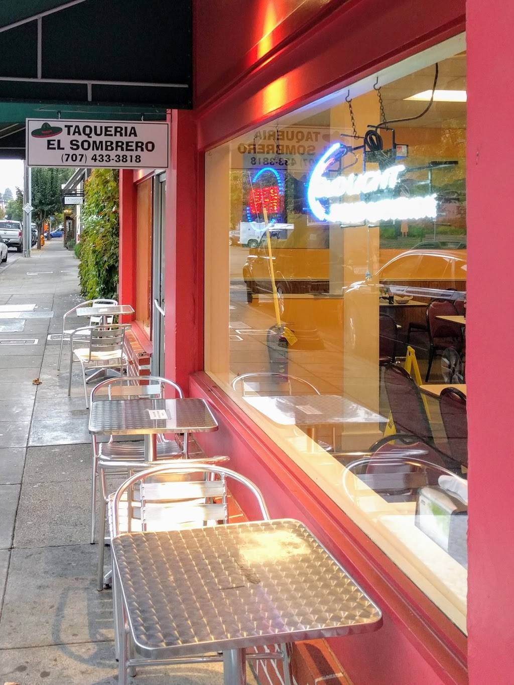 El Sombrero | restaurant | 245 Center St, Healdsburg, CA 95448, USA | 7074333818 OR +1 707-433-3818