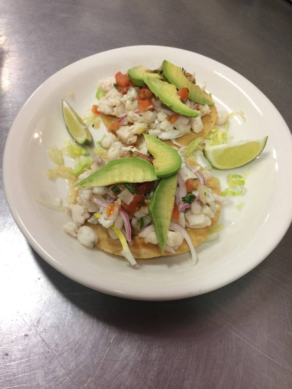 Chiles Mexican Restaurant | restaurant | 3247 W Columbus Dr, Tampa, FL 33607, USA | 8133548335 OR +1 813-354-8335