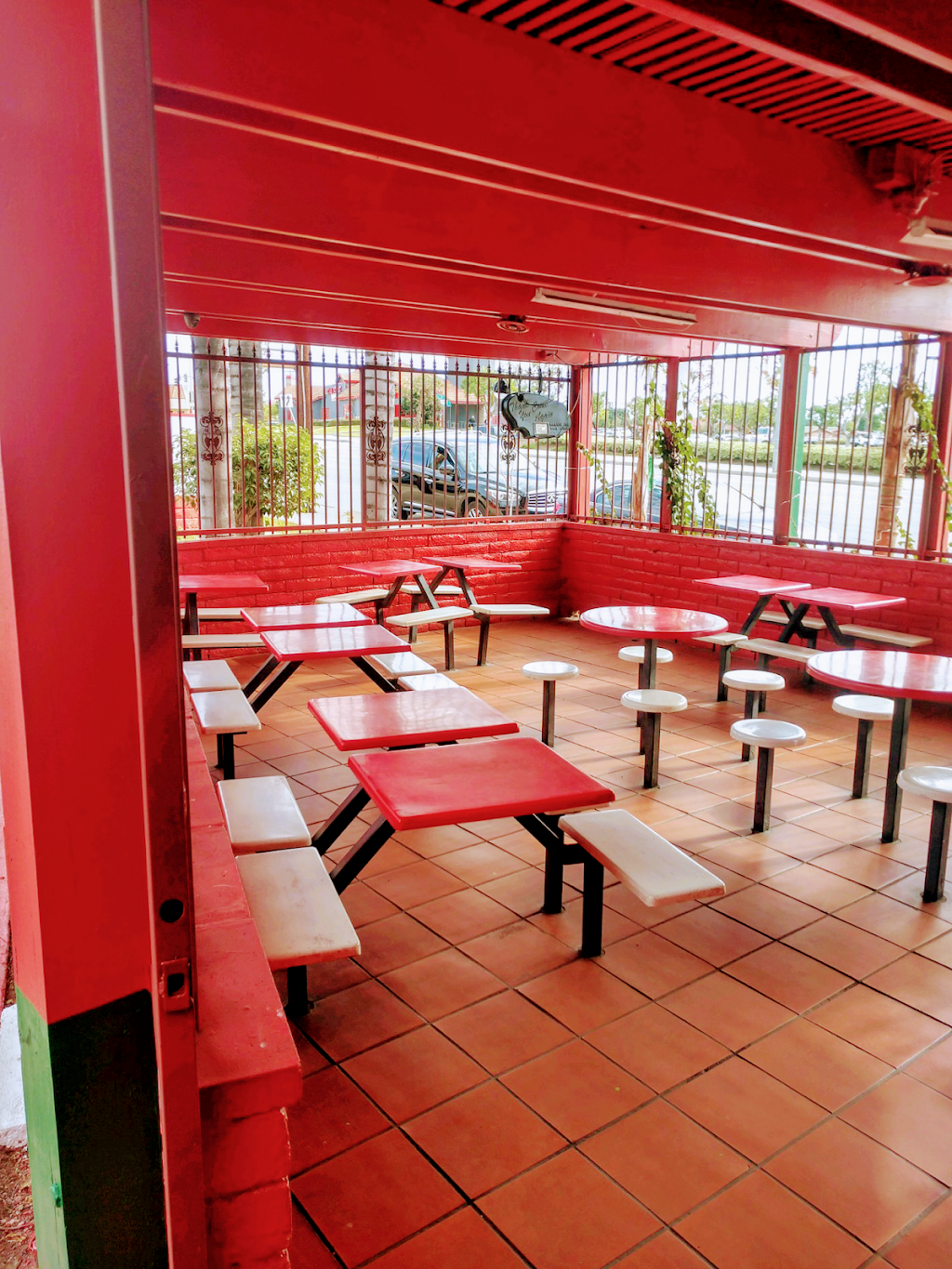 Jarys Italian Cuisine | restaurant | 631 W Arrow Hwy, Glendora, CA 91740, USA | 6269155525 OR +1 626-915-5525