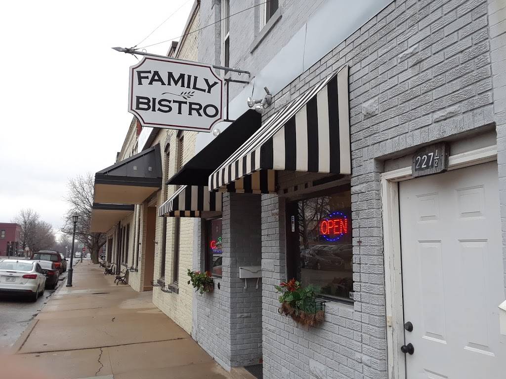 Family Bistro & Sushi Bar | restaurant | 227 Cherokee St, Leavenworth, KS 66048, USA | 9132505680 OR +1 913-250-5680