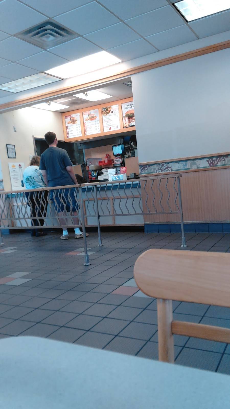 Wendys | restaurant | 401 Battlefield Pkwy, Fort Oglethorpe, GA 30742, USA | 7068614411 OR +1 706-861-4411