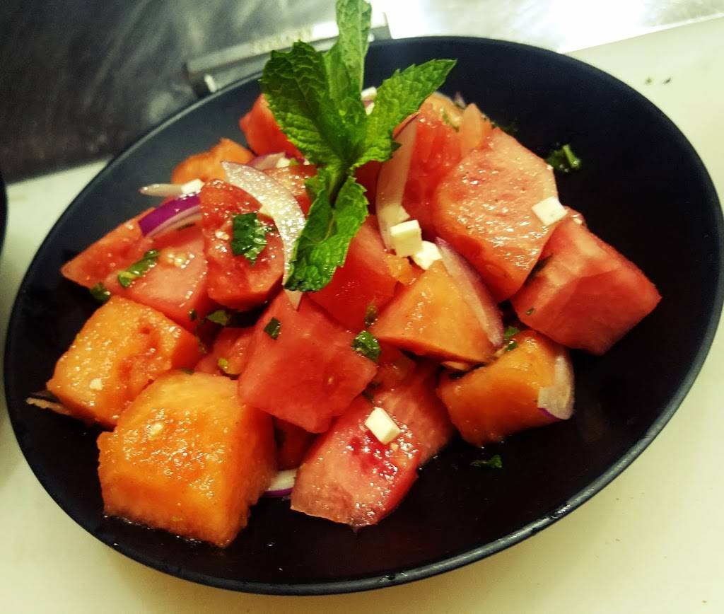 Kapoors Akbar | restaurant | 701 W Cesar Estrada Chavez Ave, Los Angeles, CA 90012, USA | 2133725590 OR +1 213-372-5590