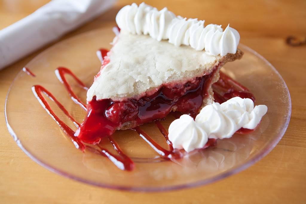 Aunt Mabels Country Kitchen & Motel | restaurant | ON-21, Port Elgin, ON N0H 2C5, Canada | 5193892122 OR +1 519-389-2122