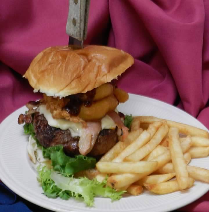 Mikey Bs | restaurant | 989 Victoria St, New Bedford, MA 02745, USA | 5089850002 OR +1 508-985-0002