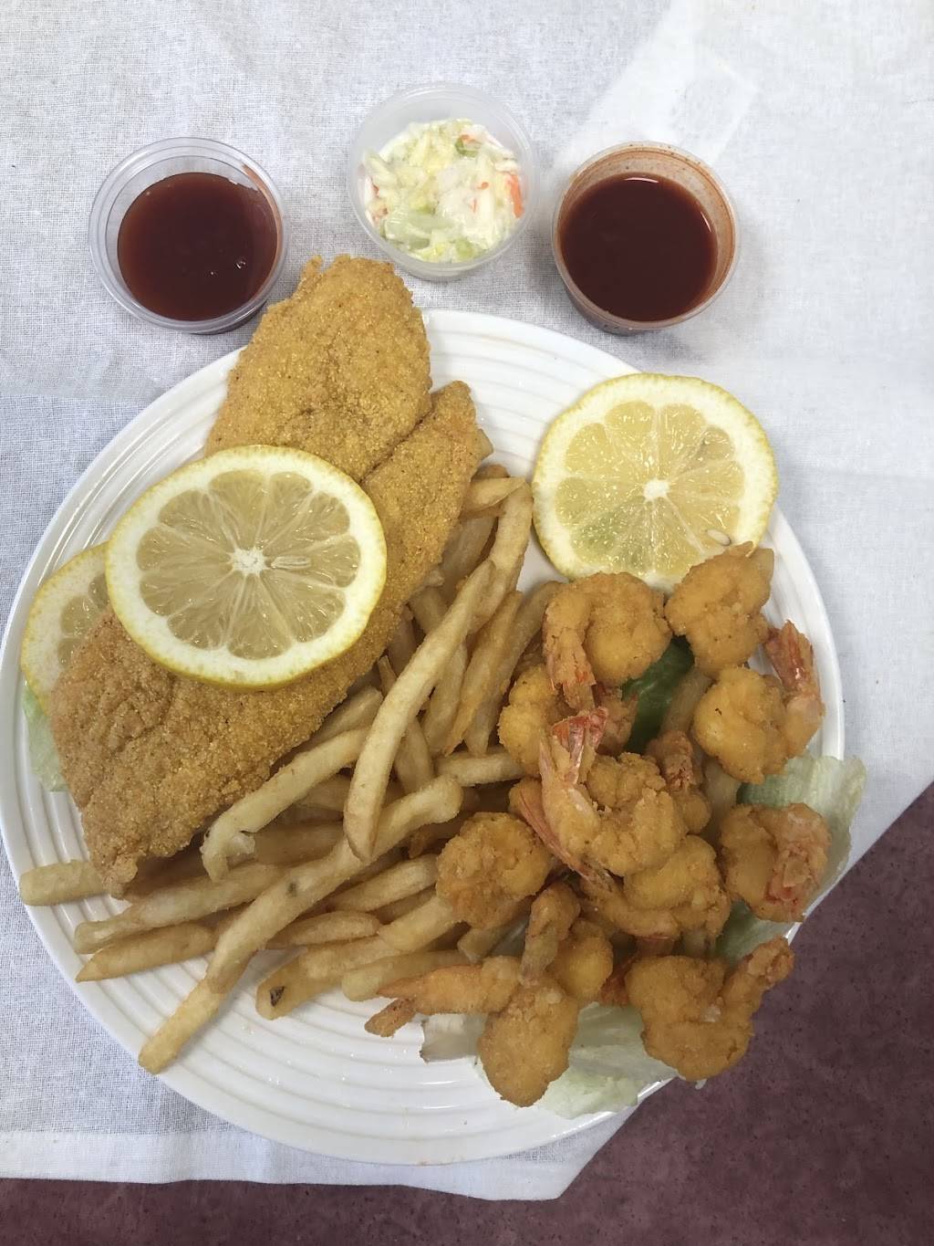 Papas Philly and Fish | restaurant | 321 E Glenwood Lansing Rd, Glenwood, IL 60425, USA | 7082486004 OR +1 708-248-6004
