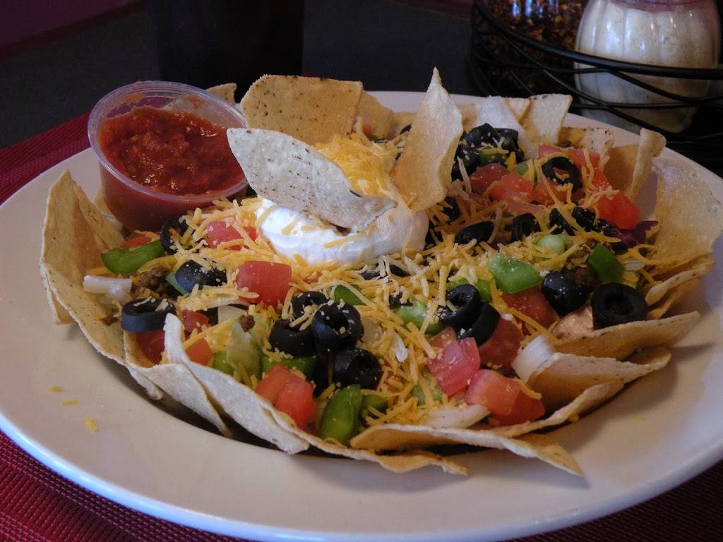 Bulldog Pizza & Grill | restaurant | 101 Mount Royal Shopping Cir, Duluth, MN 55803, USA | 2187283663 OR +1 218-728-3663