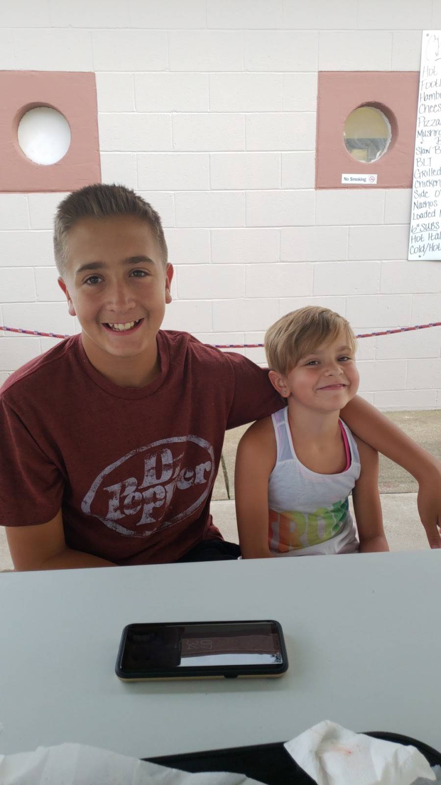 Top Dawgs | restaurant | Williamstown, WV 26187, USA | 3044816844 OR +1 304-481-6844