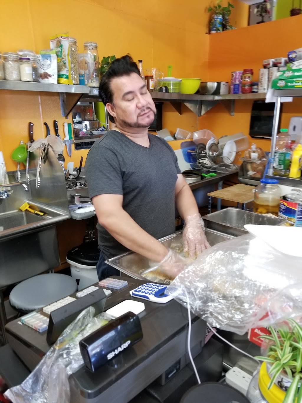 Zenaidas café | cafe | 1058 N Townsend Ave, Los Angeles, CA 90063, USA | 2132205504 OR +1 213-220-5504