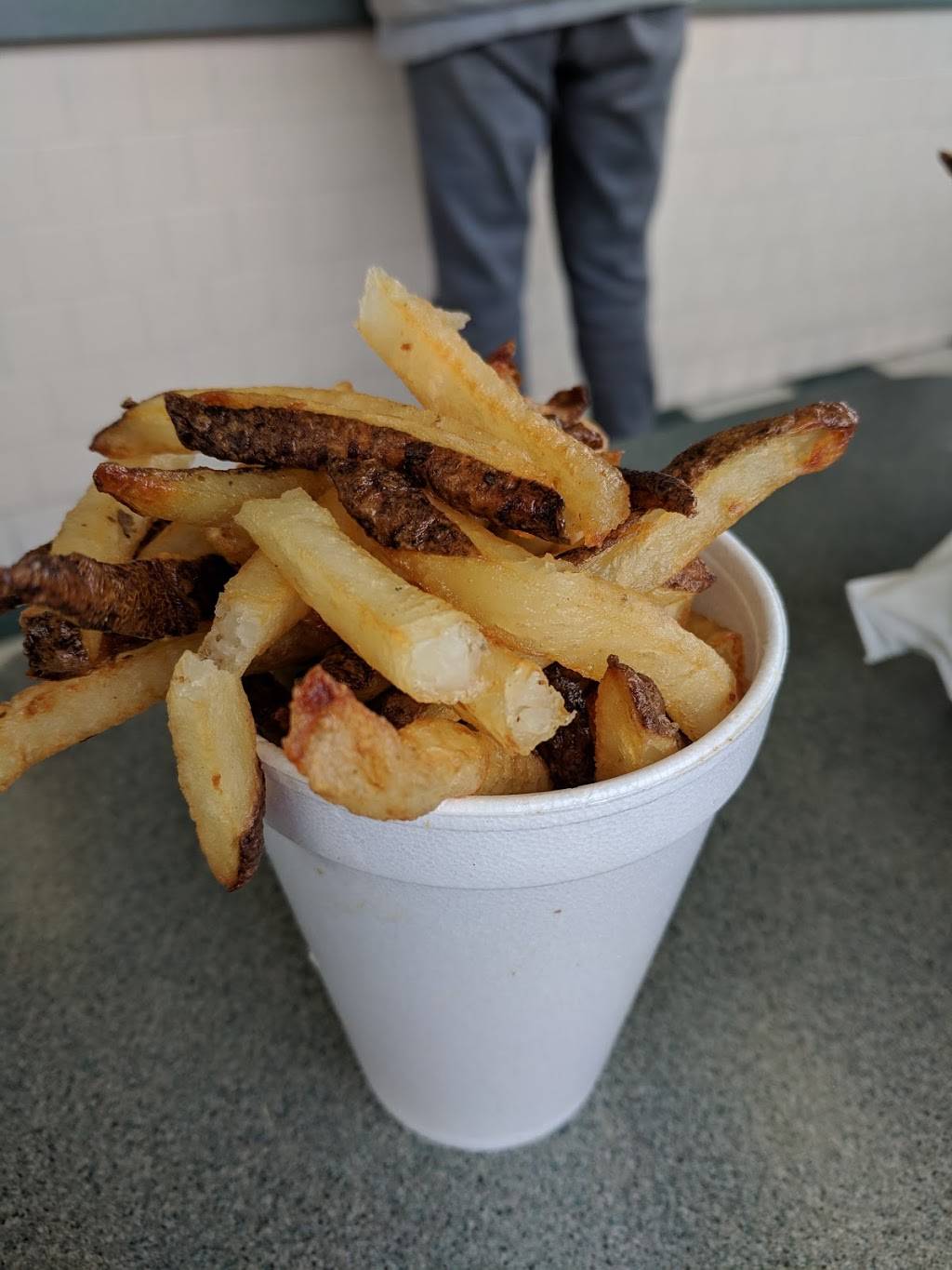 Buds Giant Burgers | restaurant | 3849 Sonoma Blvd, Vallejo, CA 94589, USA | 7076423252 OR +1 707-642-3252