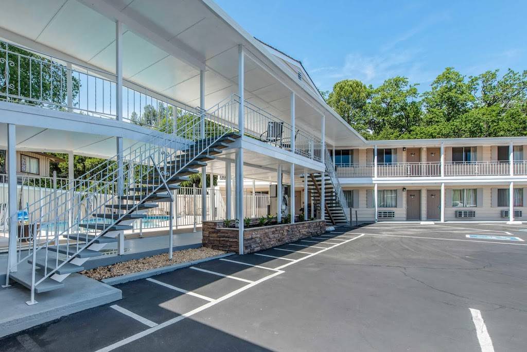 Rodeway Inn North Redding | restaurant | 532 N Market St, Redding, CA 96003, USA | 5302416464 OR +1 530-241-6464