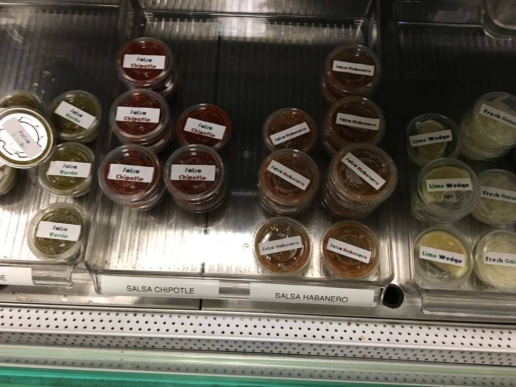 Tacos Gingi | restaurant | 5128 Dempster Street, Skokie, IL 60077, USA | 8479830648 OR +1 847-983-0648