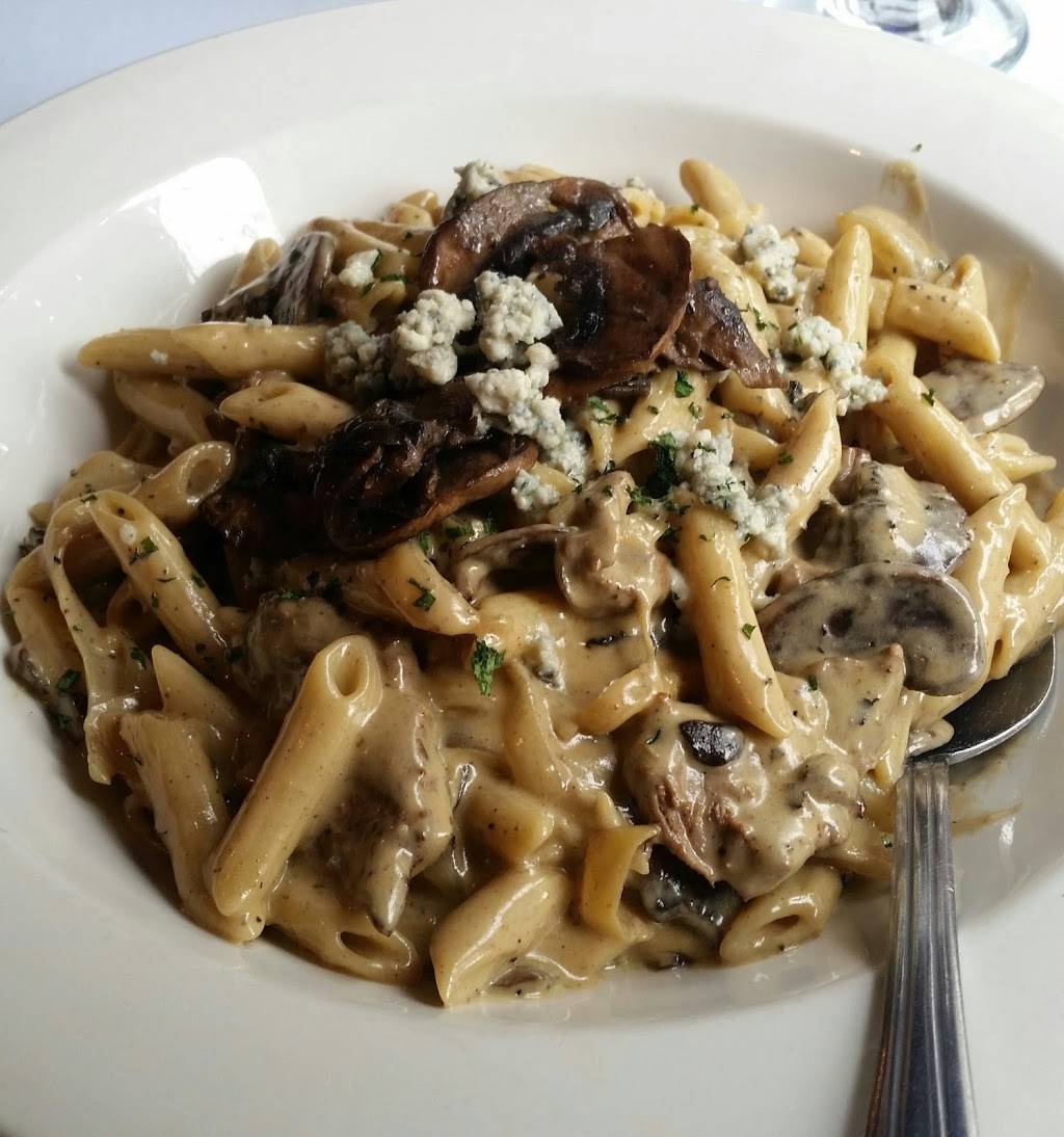 Food Fusion Bar & Grill | restaurant | 737 W Main St, Endicott, NY 13760, USA | 6072396721 OR +1 607-239-6721