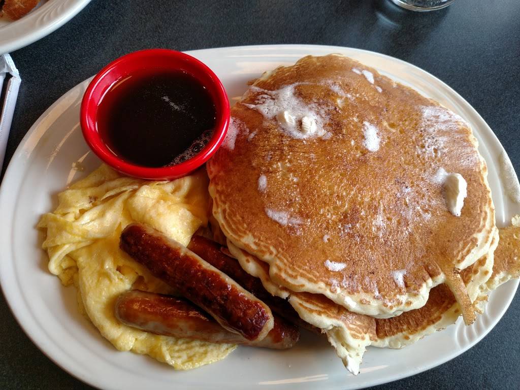 Friendlys | restaurant | 240 Buckland St, Manchester, CT 06040, USA | 8606447790 OR +1 860-644-7790