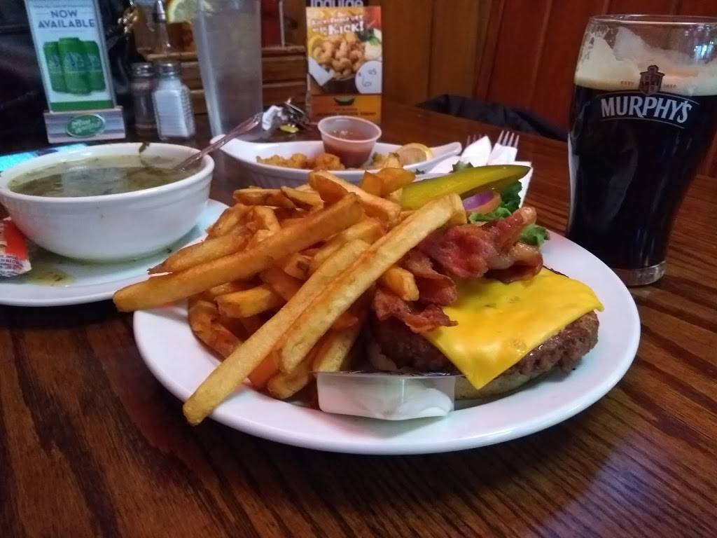 Chuggys | restaurant | 388 Barton St, Stoney Creek, ON L8E 2K9, Canada | 9056625348 OR +1 905-662-5348