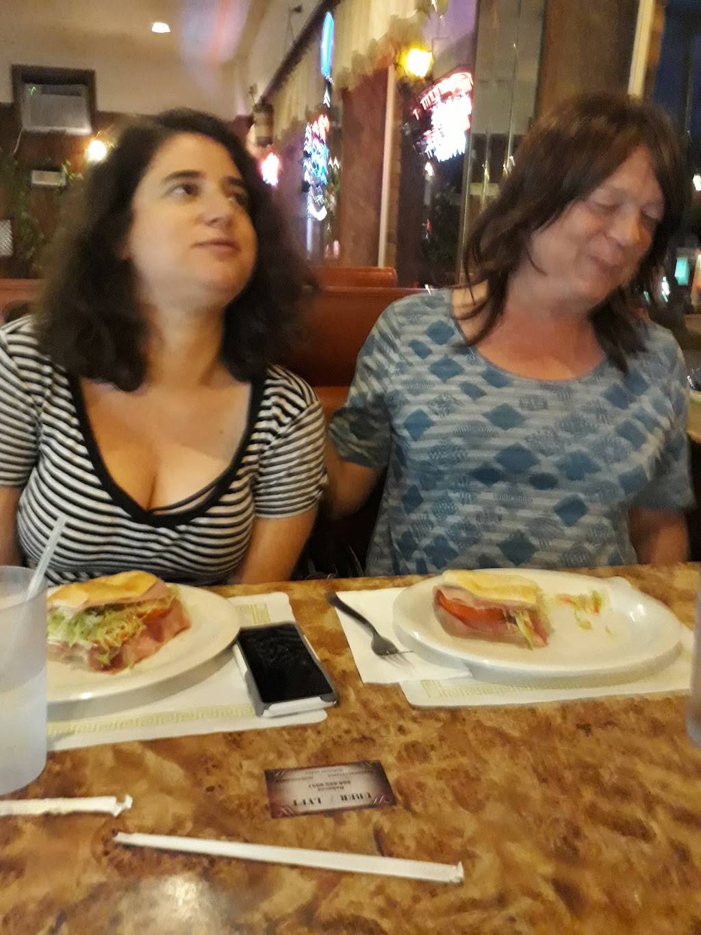 Sunset Pizza | restaurant | 425 Laurel Hill Ave, Norwich, CT 06360, USA | 8608872289 OR +1 860-887-2289