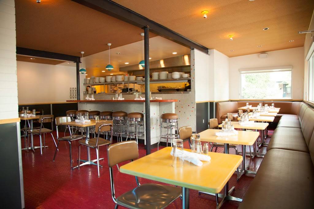 The Tiny Diner | restaurant | 1024 E 38th St, Minneapolis, MN 55407, USA | 6127673322 OR +1 612-767-3322