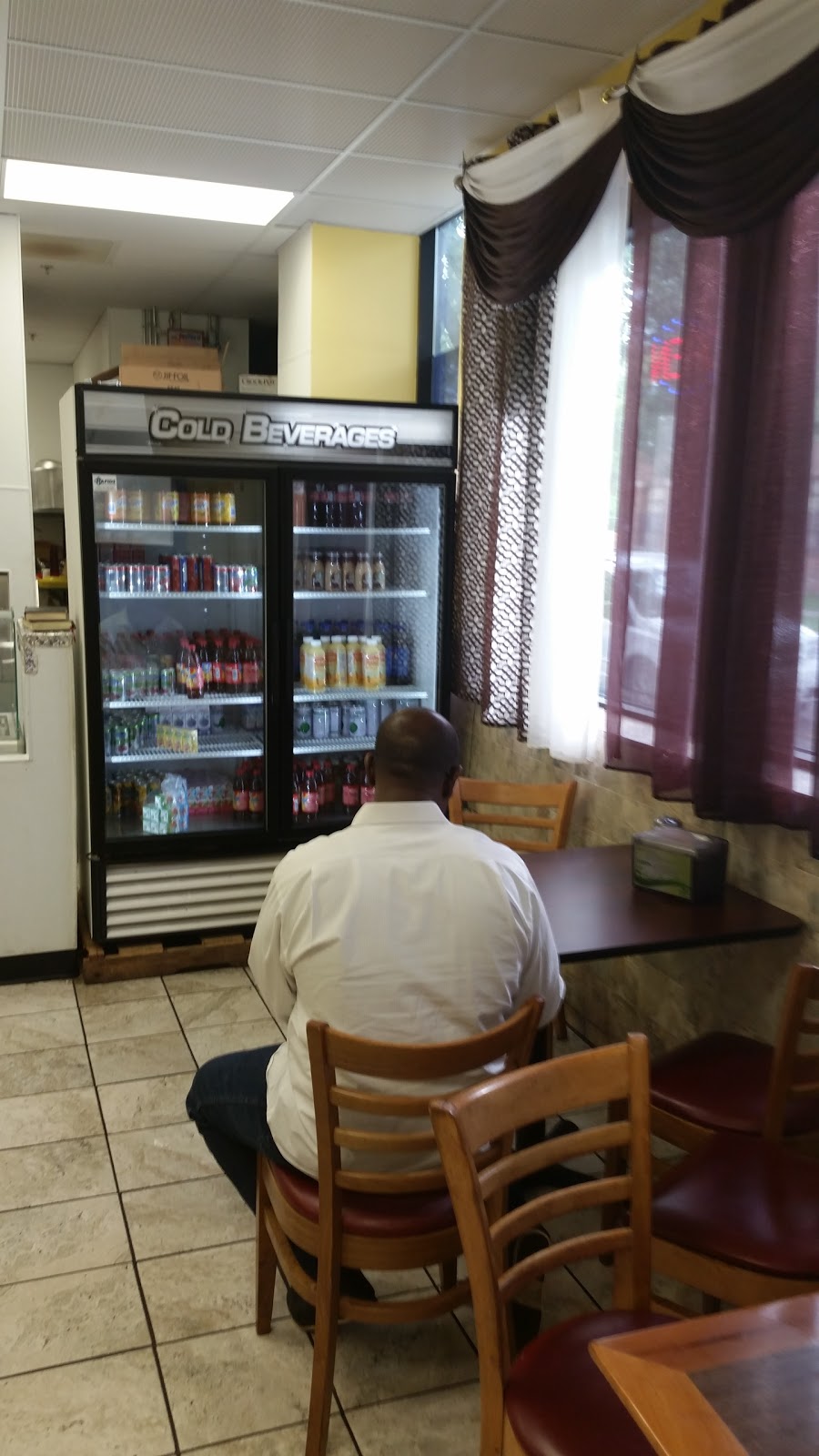 Super Deli and Coffee | restaurant | 2833 13th Ave S #118, Minneapolis, MN 55407, USA | 6125455060 OR +1 612-545-5060