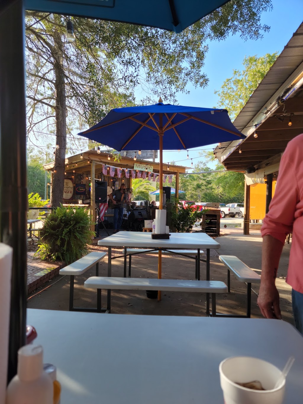 Nowhere Grille | restaurant | 13950 Beach Rd, Perry, FL 32348, USA | 8502233999 OR +1 850-223-3999