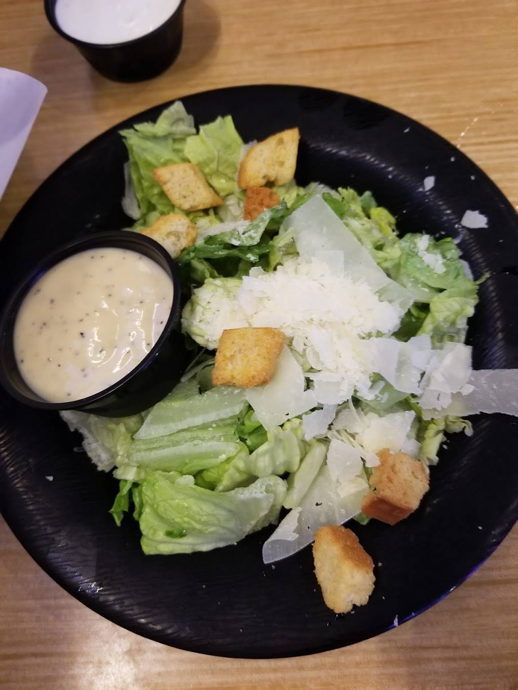 Buffalo Wild Wings | restaurant | 100 Viewmont Mall, Scranton, PA 18508, USA | 5703449224 OR +1 570-344-9224