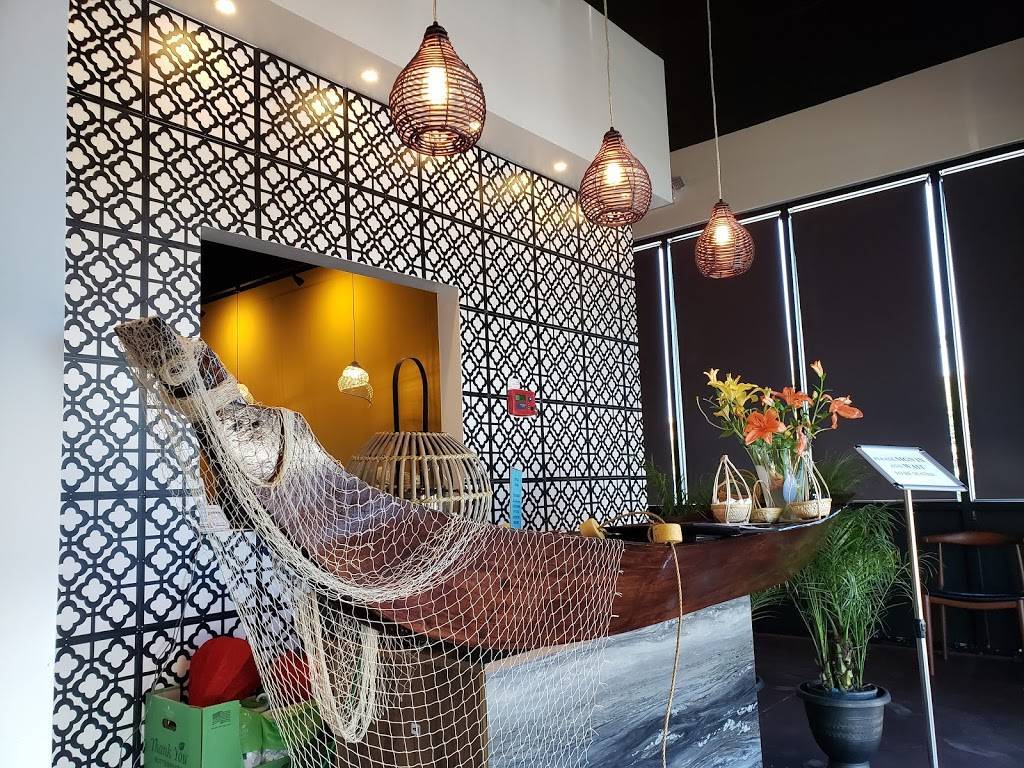 Hello Vietnam Pho&Roll | restaurant | 25245 N Lake Pleasant Pkwy #1100, Peoria, AZ 85383, USA | 4806875244 OR +1 480-687-5244