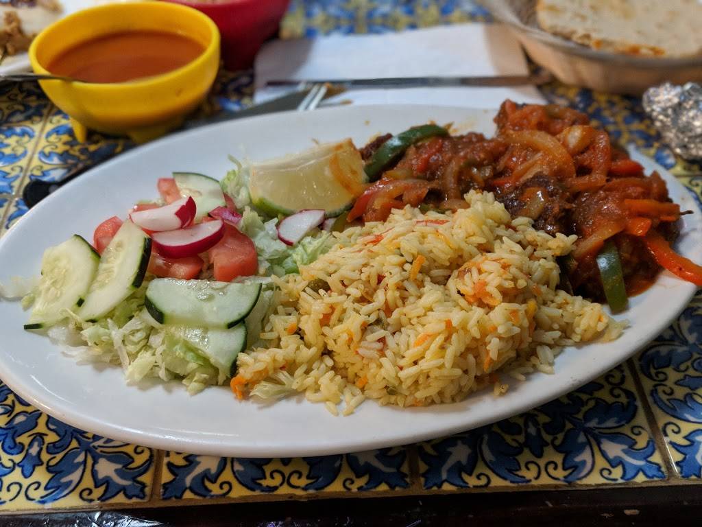 Pupuseria Katarina | restaurant | 1409 Brookpark Rd, Cleveland, OH 44109, USA | 2163316624 OR +1 216-331-6624