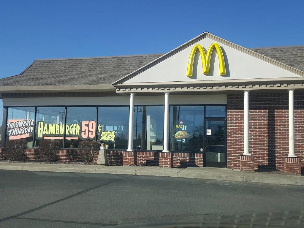 McDonalds | cafe | 9707 Olio Rd, Fishers, IN 46040, USA | 3173357080 OR +1 317-335-7080