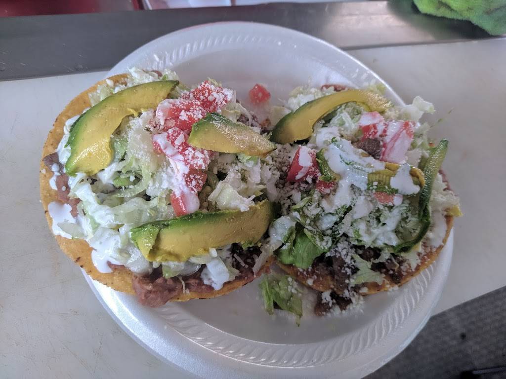 Taqueria Gallito | restaurant | 19201 TX-105, Montgomery, TX 77356, USA | 9363332124 OR +1 936-333-2124