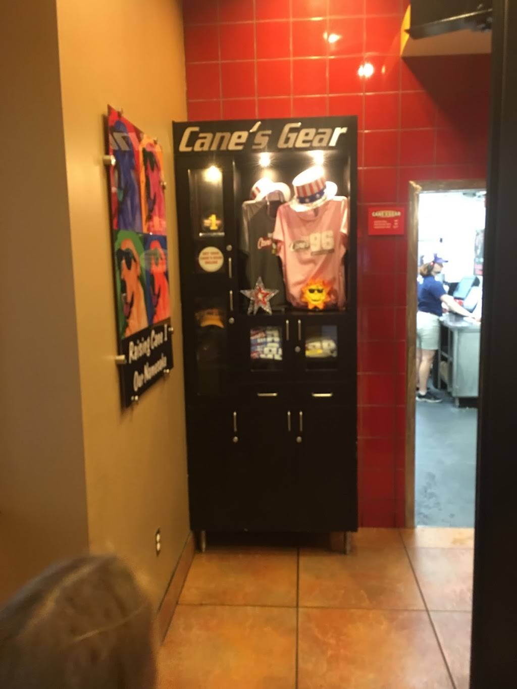 Raising Canes Chicken Fingers | meal takeaway | 825 Washington Ave SE #103, Minneapolis, MN 55414, USA | 6123783243 OR +1 612-378-3243