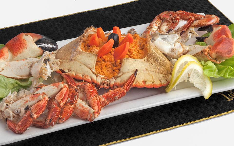 Ilhas De Bruma | restaurant | 1136 College St, Toronto, ON M6H 1B6, Canada | 4165382015 OR +1 416-538-2015