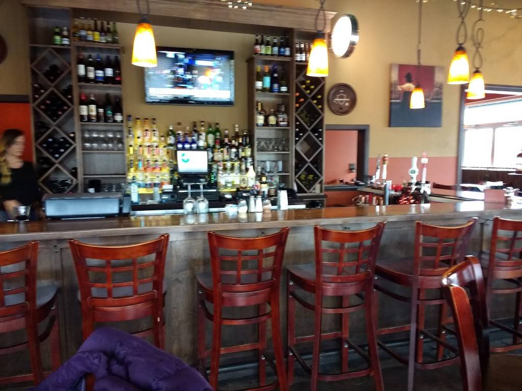 Frankie Ds Vino & Pizzeria | restaurant | 6316 52nd St, Kenosha, WI 53144, USA | 2626531327 OR +1 262-653-1327
