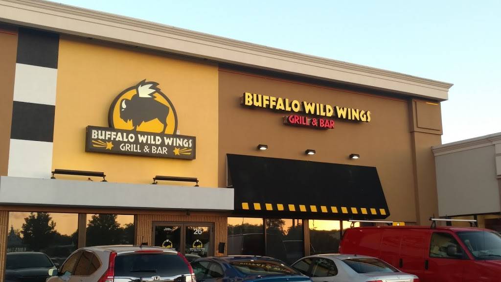 Buffalo Wild Wings | restaurant | 26 Backus Ave, Danbury, CT 06810, USA | 2037949453 OR +1 203-794-9453