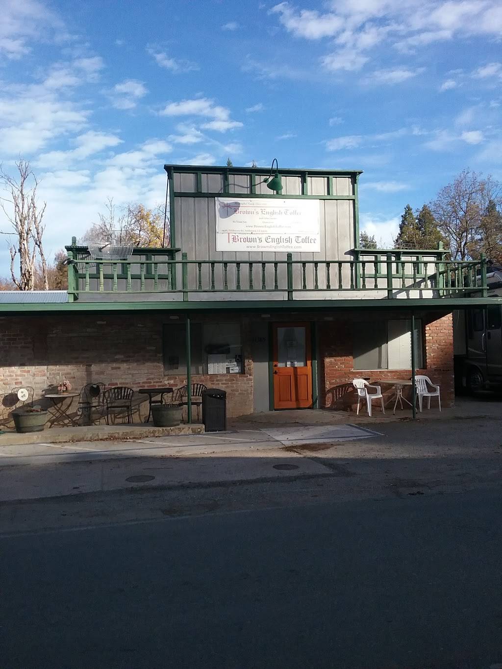 Browns English Toffee | restaurant | 14385 Fiddletown Rd, Fiddletown, CA 95629, USA | 8884434302 OR +1 888-443-4302