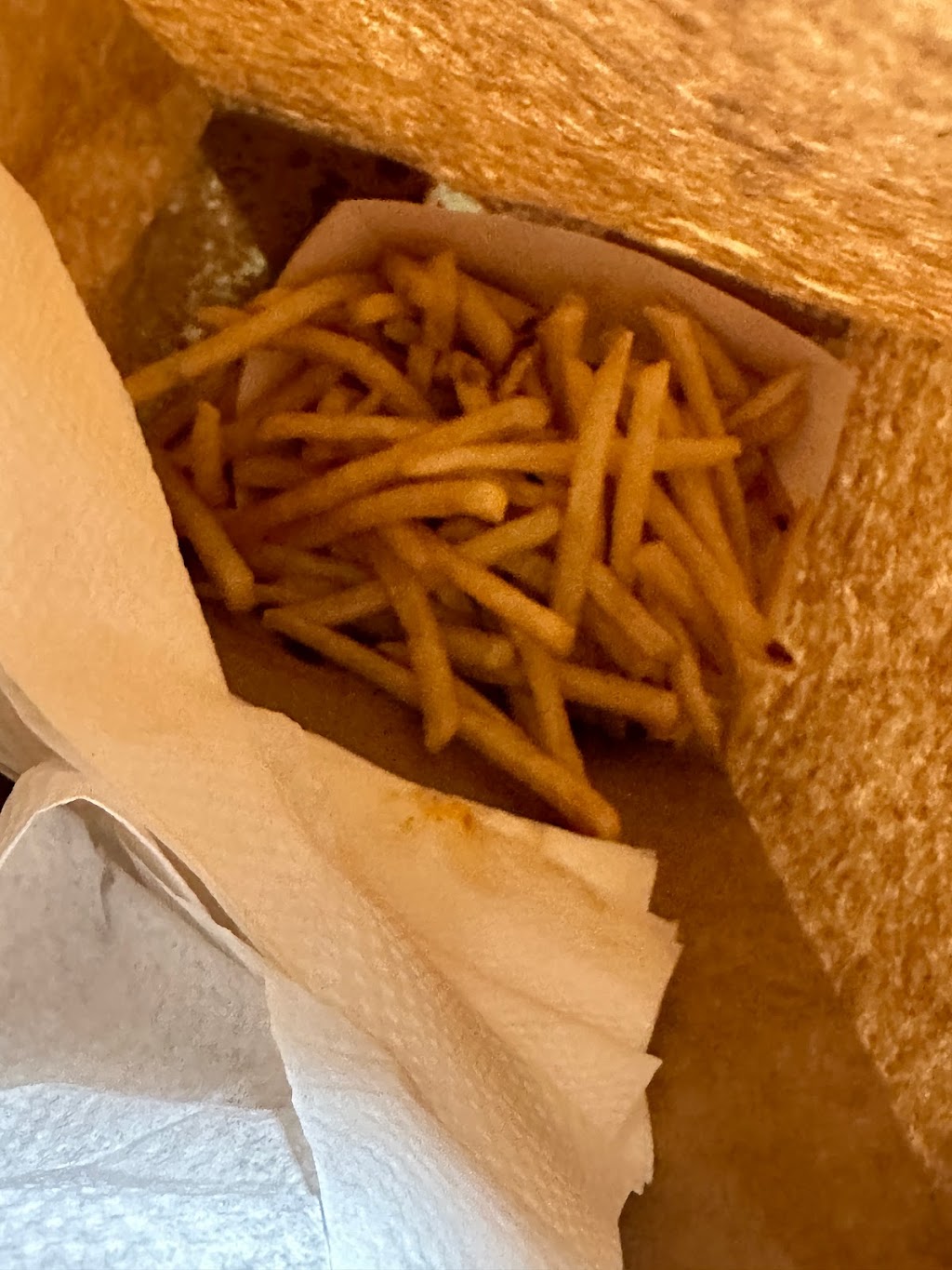 RAD Burger | restaurant | 2820 Historic Decatur Rd, San Diego, CA 92106, USA | 6193802327 OR +1 619-380-2327