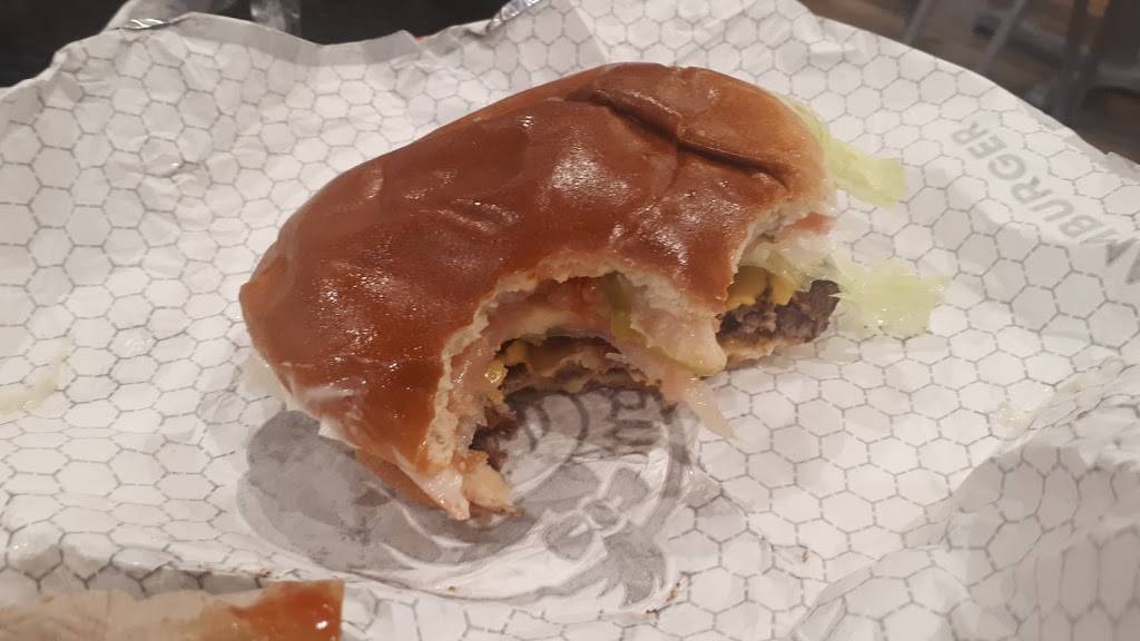 Wendys | restaurant | 623 Queenston Rd, Hamilton, ON L8K 1J7, Canada | 9055605310 OR +1 905-560-5310